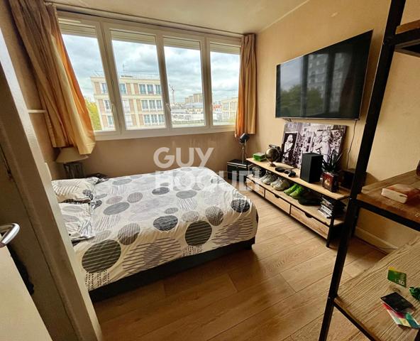 A VENDRE : 4 PIECES - 3 CHAMBRES - T6, BUS METROS 13 et 15 !