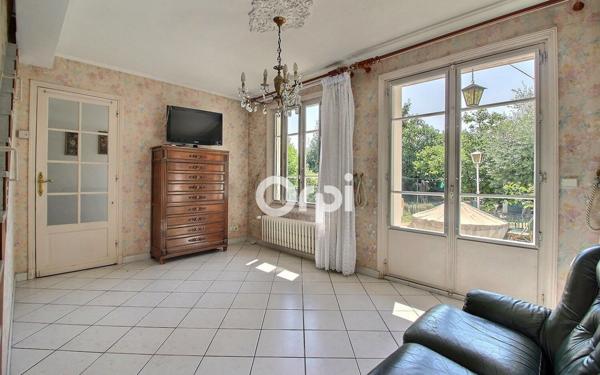 Maison à vendre    5 pièces • 117,56 m2 Viry-Châtillon