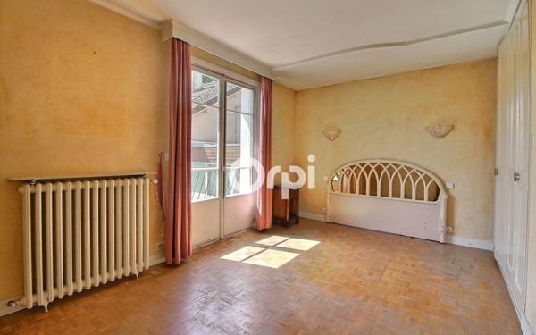 Maison à vendre    5 pièces • 117,56 m2 Viry-Châtillon