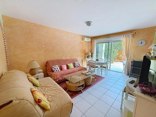 Vente                                                      Appartement
                        
                     3 pièces                      62 m2                     à Calvi