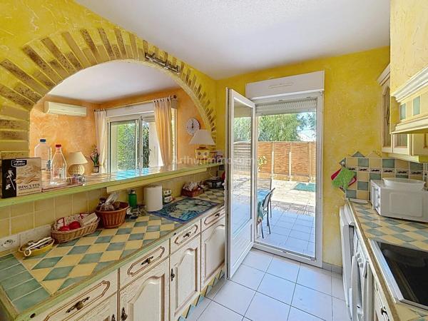 Vente                                                      Appartement
                        
                     3 pièces                      62 m2                     à Calvi
