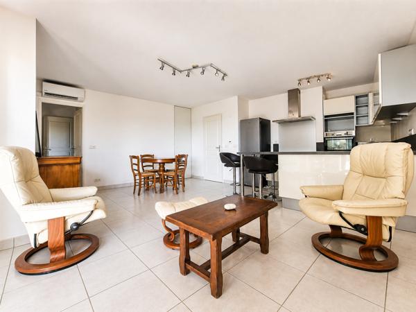 Appartement 3 pièce(s) 2 chambre(s) 68.52 m²