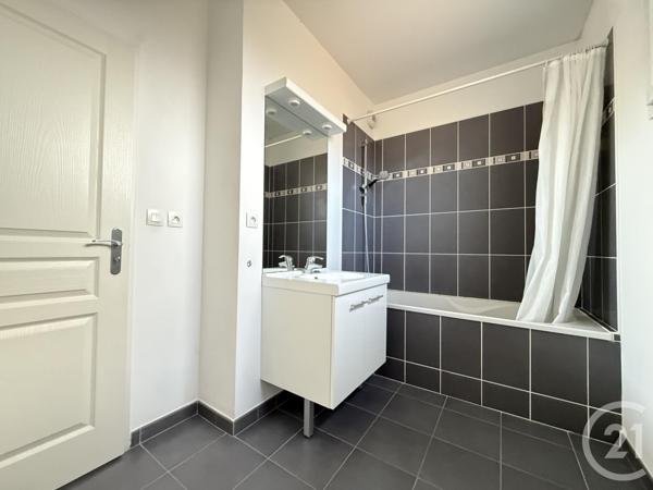 Appartement T3 à vendre  3 pièces - 68,80 m2 WASQUEHAL - 59