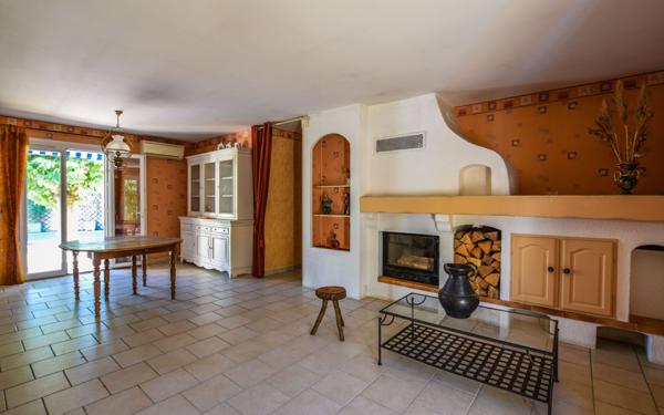 Maison à vendre    5 pièces •  Avignon