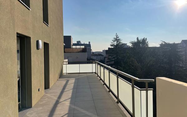 Appartement à vendre    4 pièces • 102,83 m2 Villeurbanne