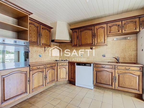 Le combo parfait : quartier très prisé à Colomiers, maison lumineuse et moments de détente assurés : préparez vos valises :)