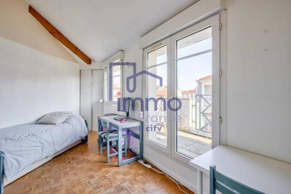 DERNIER ETAGE - TERRRASSE