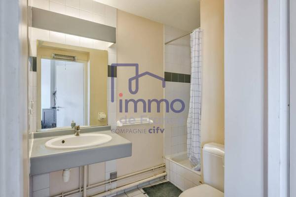 DERNIER ETAGE - TERRRASSE