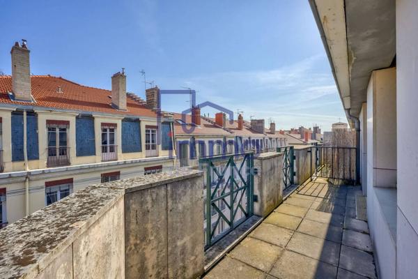 DERNIER ETAGE - TERRRASSE