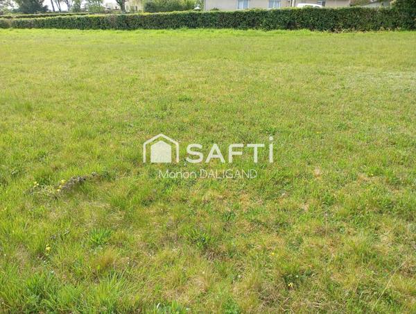 Terrain constructible de 1 010 m2