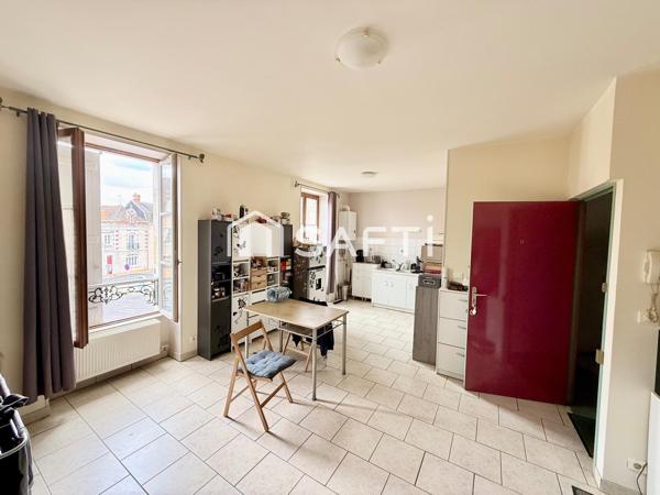 Immeuble de rapport 3 appartements de type F3 centre de Cosne Cours Sur Loire