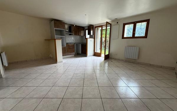 Appartement à vendre    2 pièces •  Saint-Maur-des-Fossés