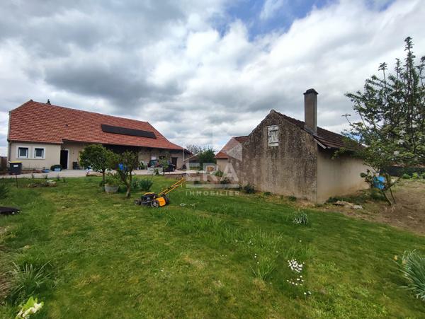 Longère 73 m² habitable + dépendances + terrain constructible de 1000 m²