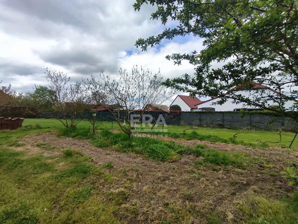 Longère 73 m² habitable + dépendances + terrain constructible de 1000 m²