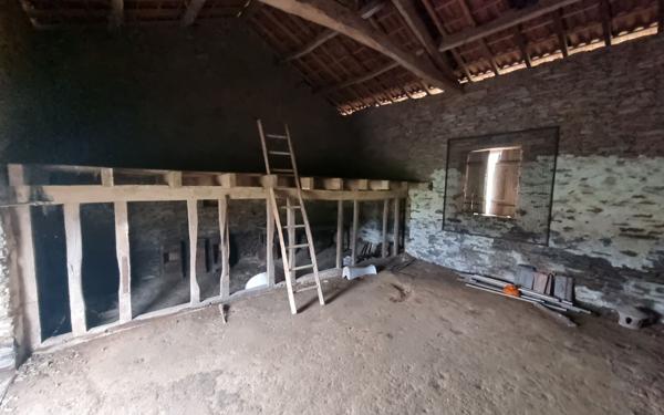 Maison à vendre    1 pièce • 65,30 m2 Le Vigen