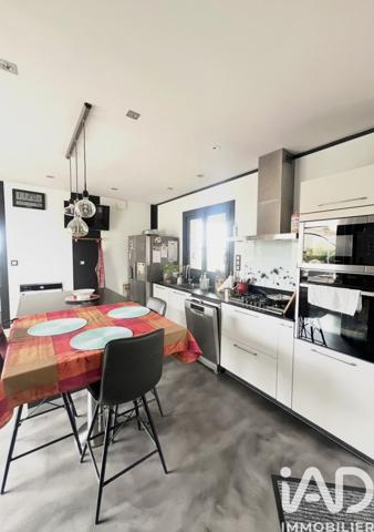 Maison à vendre 6 pièces 170 m² Yves