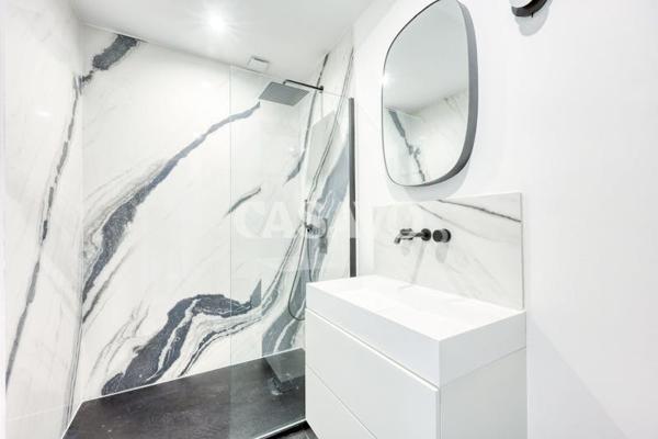 Vente Maison 5 pièces de 132m² - 13510 Éguilles