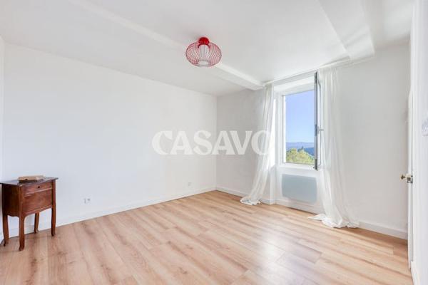 Vente Maison 5 pièces de 132m² - 13510 Éguilles