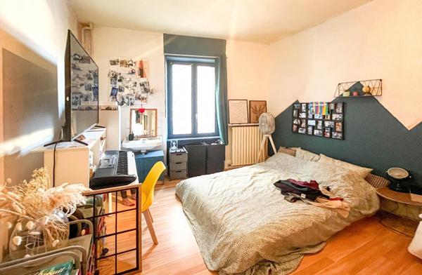 Appartement type Maison de ville T6 avec jardin