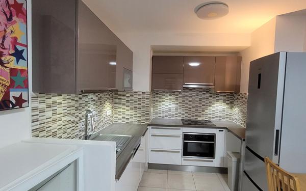 Appartement à louer    3 pièces • 60,39 m2 Vanves