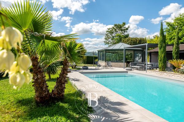 Caluire-et-Cuire, Maison 5 Chambres -  223 m² à vendre