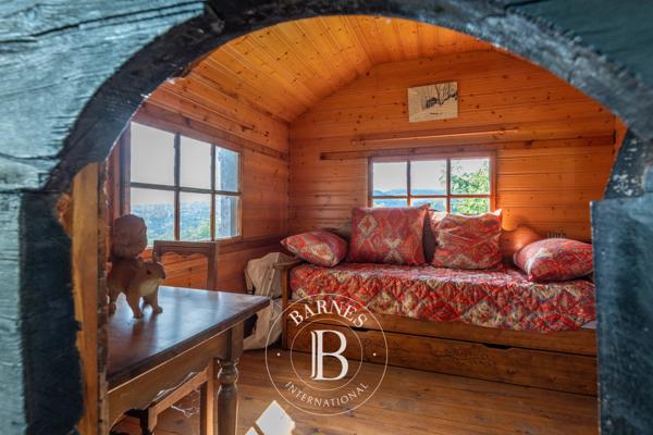 Caluire-et-Cuire, Maison 5 Chambres -  223 m² à vendre