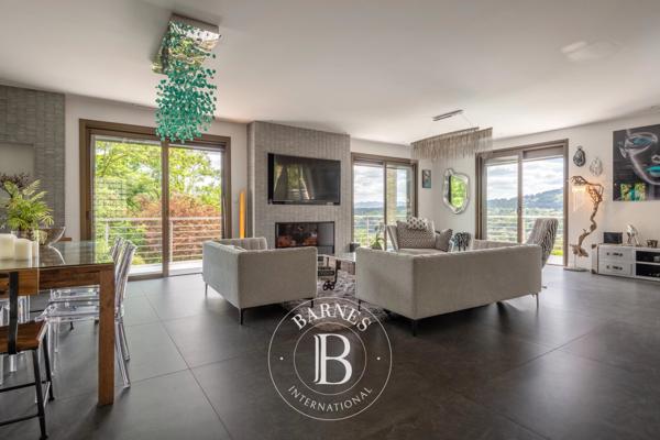Caluire-et-Cuire, Maison 5 Chambres -  223 m² à vendre