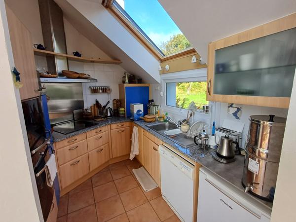 Plougasnou (29630) Plougasnou, Samson, maison d'architecte pleine vue mer.