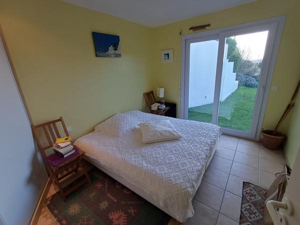 Plougasnou (29630) Plougasnou, Samson, maison d'architecte pleine vue mer.