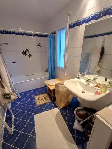 Plougasnou (29630) Plougasnou, Samson, maison d'architecte pleine vue mer.