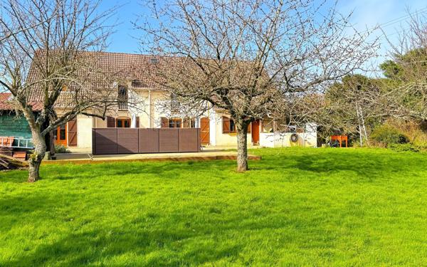 Maison à vendre    10 pièces • 308 m2 Jeandelaincourt