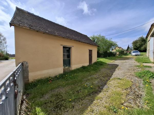 À vendre - Ferme, 3 pièces située à Fresnay-sur-Sarthe (72130)