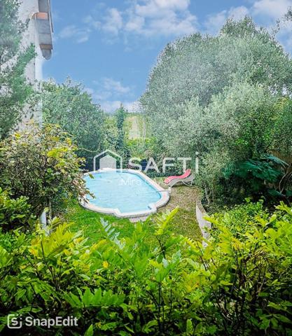 Maison rénovée avec piscine et sous sol vue sur les pyrénées