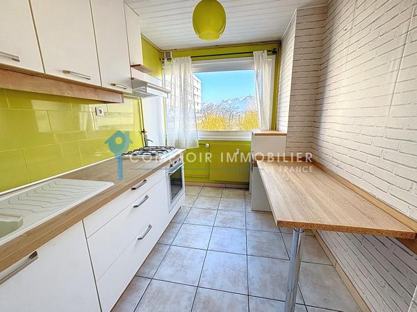 Appartement
                                                                                                                                                                                                                                                                                                                        3 pièce(s)                                                                                                                                                                                                          2 chambre(s)                                                                                                                                                                                                          66  m²