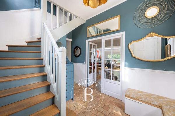Le Chesnay, Maison 6 Chambres -  295 m² à vendre