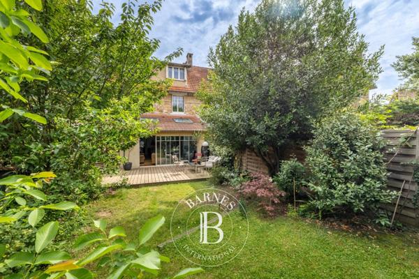 Le Chesnay, Maison 6 Chambres -  295 m² à vendre