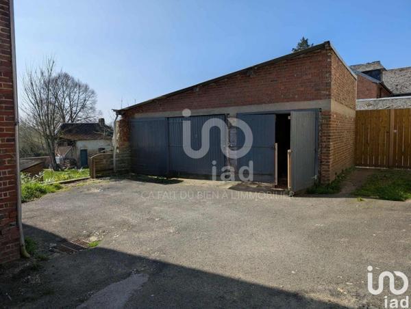 Location parking 23 m² Forges-les-Eaux