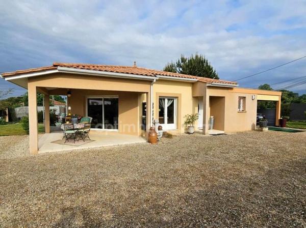 Maison de Plain-Pied Contemporaine (2012) 115 m² 3 chambres – La Rochefoucauld (16)
