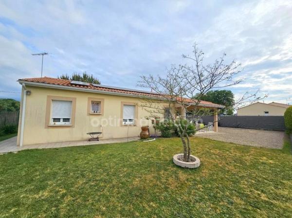 Maison de Plain-Pied Contemporaine (2012) 115 m² 3 chambres – La Rochefoucauld (16)
