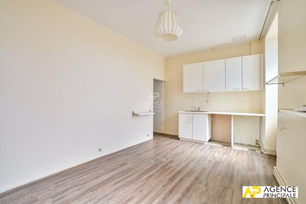 Maison Le Mesnil Le Roi 6 pièce(s) 192 m2 €795 000 ** - Référence 13342