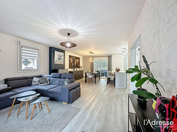 Maison Mayenne 138 m², cinq chambres, terrain de 538 m².