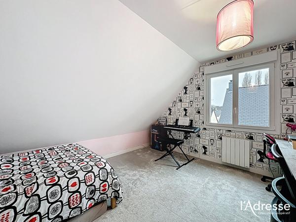 Maison Mayenne 138 m², cinq chambres, terrain de 538 m².