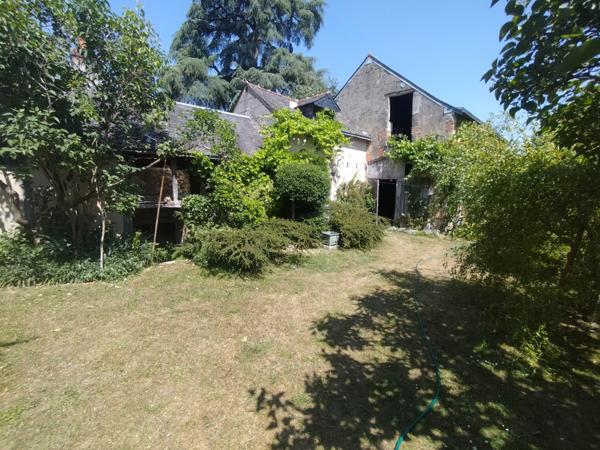 À vendre - Maison mitoyenne 1 côté, 7 pièces située à Château-la-Vallière (37330)