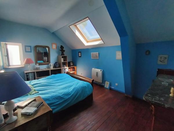 À vendre - Maison mitoyenne 1 côté, 7 pièces située à Château-la-Vallière (37330)