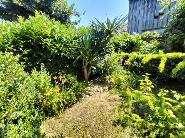 À vendre - Maison mitoyenne 1 côté, 7 pièces située à Château-la-Vallière (37330)