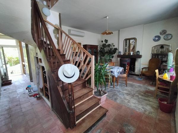 À vendre - Maison mitoyenne 1 côté, 7 pièces située à Château-la-Vallière (37330)