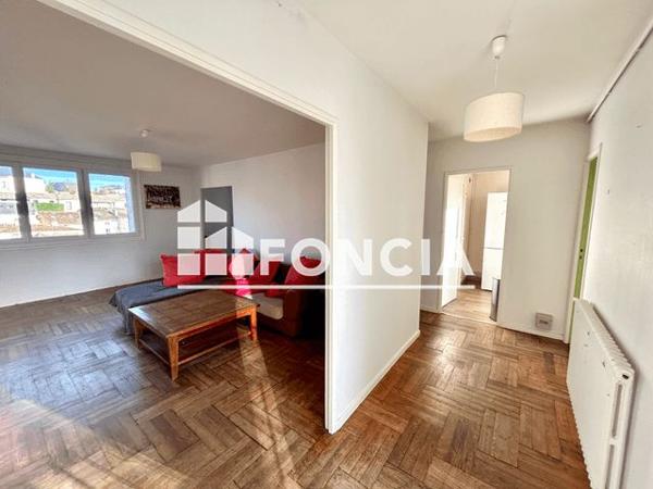 À vendre Appartement 6 pièces 103 m² - Poitiers 86000