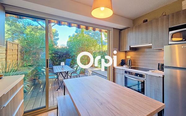Appartement à vendre    2 pièces • 37 m2 Six-Fours-les-Plages
