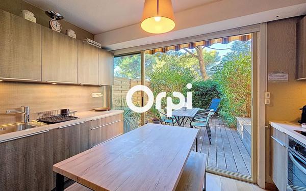 Appartement à vendre    2 pièces • 37 m2 Six-Fours-les-Plages