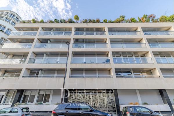 Appartement – 65m² – Paris 7ème